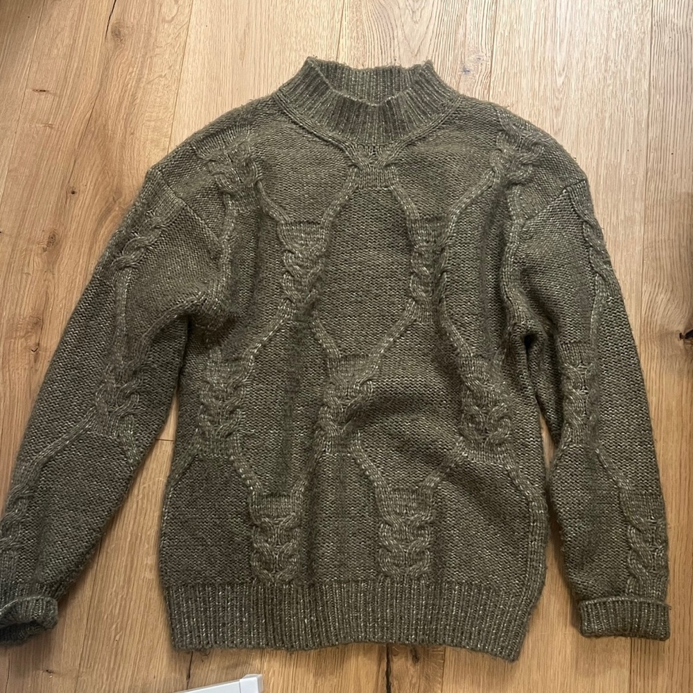 Sweater